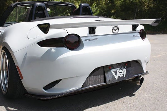 Emotional GT Wing – End Plates Carbon (FRP + Twill Weave Carbon)